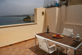 Casa al Castello con Balcone sul Mare